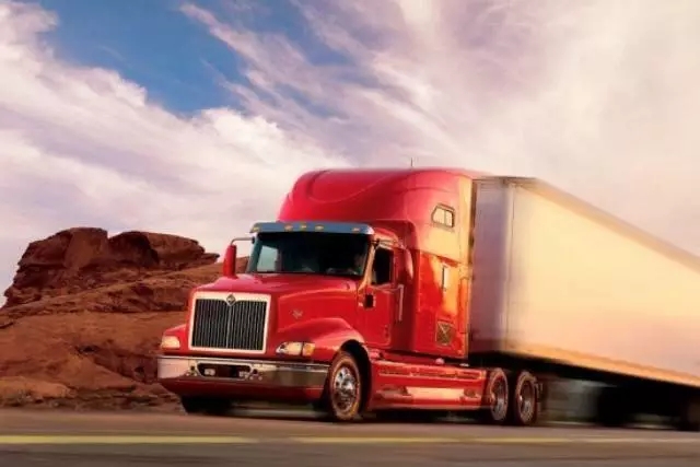 你知道吗？为何美国卡车是长鼻子，而我国多是平头卡车？