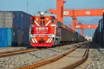 杭叉45吨正面吊坚守服务，有序作业！