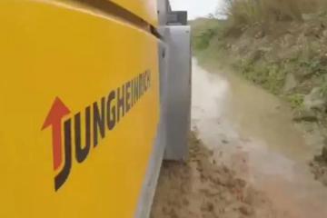 EFG P30i：颠覆传统平衡重叉车概念，开启全新未来式！