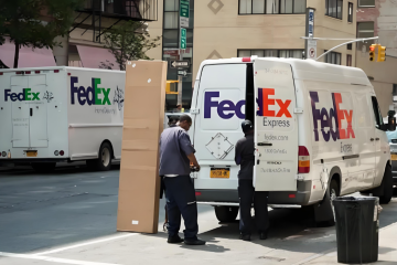 快递巨头断腕求生：裁员不是病，卷起来真要命