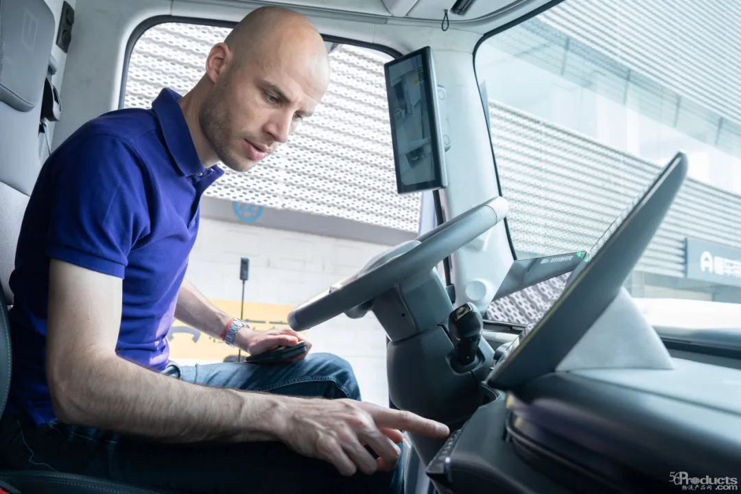 1714284507447745.png 11.png