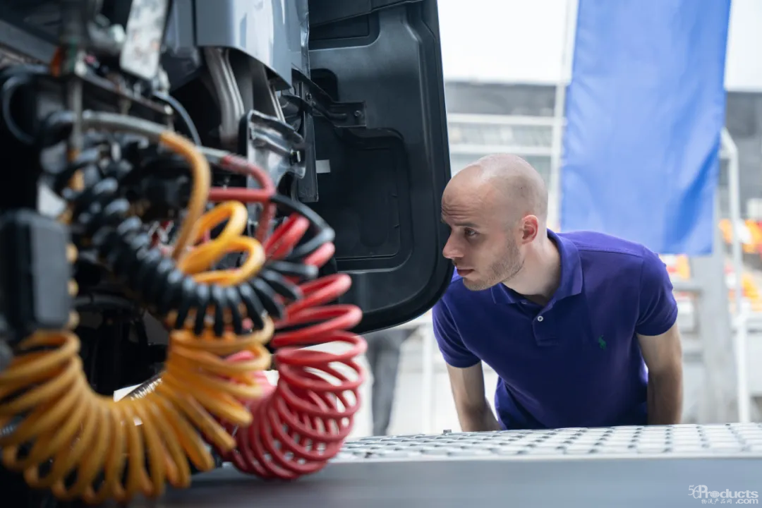 1714284548675986.png 11.png